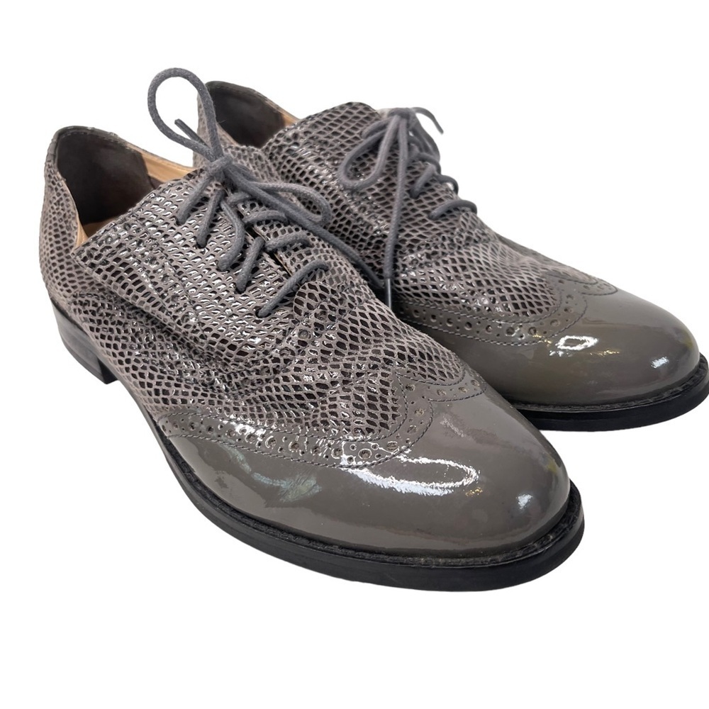 Cole Haan Women's Grey Patent Leather Snakeskin Lace Up Shoe Casual Flats 7